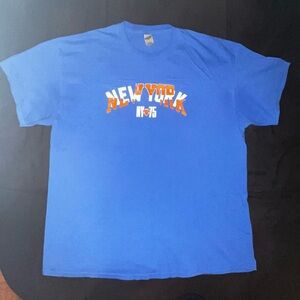 3 FOR $15 Blue New York Knicks Short Sleeve Logo T-Shirt Men’s XL LIKE NEW!
